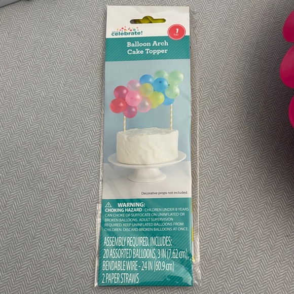 Vibrant Pink Hawaiian Party Decoration Set. Just add plates, napkins & cups - Picture 6 of 9